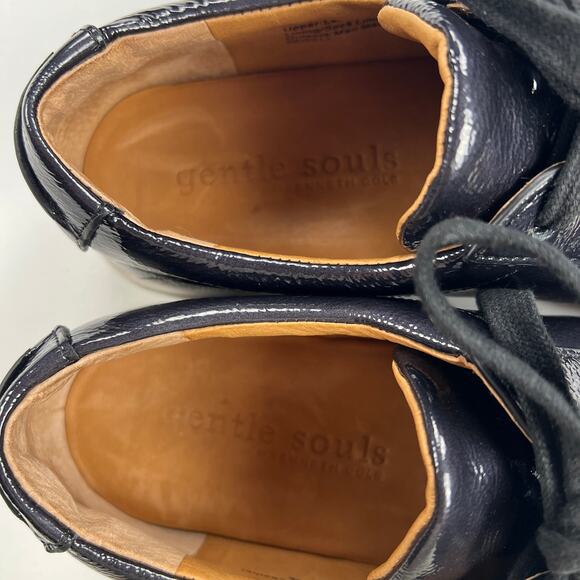 Gentle Souls Kenneth Cole Haddie Patent Leather Sneakers  Navy Blue Size 8.5M - Picture 6 of 10